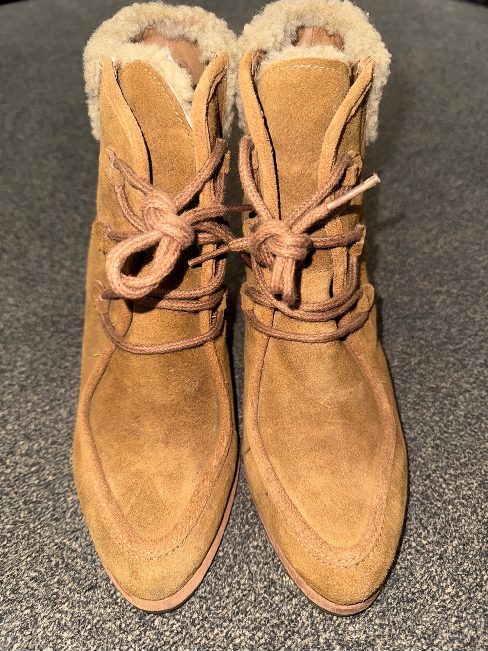 NWOB Ugg Women's Suede Shearling-Lined Lace-Up Boots